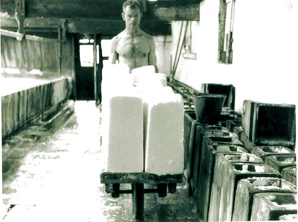 On average 10 lumps are carried to the hot house, where they stay for four days. Seddon's. 16. On average 10 lumps are carried to the hot house, where they stay for four days. Seddon's.jpg